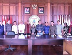 Kekurangan Blangko KTP, DPRD Polman Kunker ke DPRD Sulbar