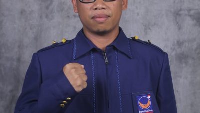 Ratusan Masyarakat Tande Ikuti Pertemuan Politisi Nasdem