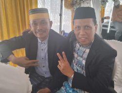 Beredar Foto Pj. Kades Buttu Baruga Salam 2 Jari, Bawaslu Diminta Tindak Tegas ASN Tidak Netral
