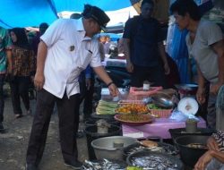 Pastikan Harga Pangan dan Elpiji Terjangkau, Pj. Gubernur Sulbar Kunjungi Pasar Tradisional