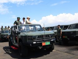 Perkuat Pertahanan NKRI, 650 Unit Ransus Maung Diterima Panglima TNI dari Kemhan