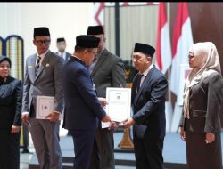 Gubernur Sulbar Suhardi Duka Lantik 15 Pejabat Eselon II dan Tunjuk 5 Pelaksana Tugas OPD