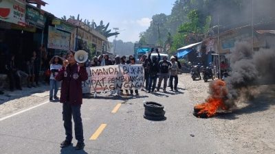 Ulumanda Bangkit! Warga Gelar Demonstrasi Bentuk Perlawanan Terhadap Pernyataan Wakil Bupati Majene Yang Merendahkan