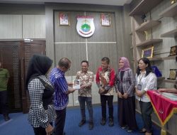 Gerakan Baca 20 Buku di Sulbar Tuai Dukungan, Penerbit Nuansa Cendekia Beri Sumbangan