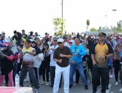 Hari Jadi ke-21 Sulbar Dimeriahkan Jalan Santai Bersama Gubernur