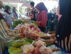 Dinas Ketapang Sulbar Gelar Pasar Murah, Masyarakat Antusias