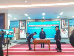 Gubernur Sulbar Lantik Junda Maulana Jadi Sekda: “Amanah Ini Tidak Ringan”