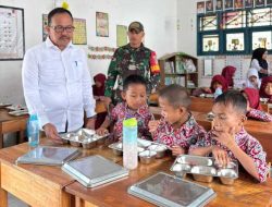 Wardin Wahid Pantau Langsung Penyaluran Makan Bergizi Gratis di SD 22 Soreang