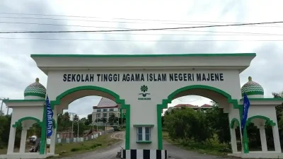 Disinyalir Belum Kantongi AMDAL: Izin Operasional STAIN Majene Potensi di  Cabut